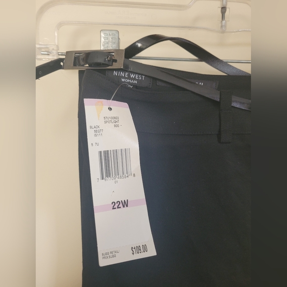 Plus size clothing bundle for queenb_of_hive5 - Picture 6 of 13